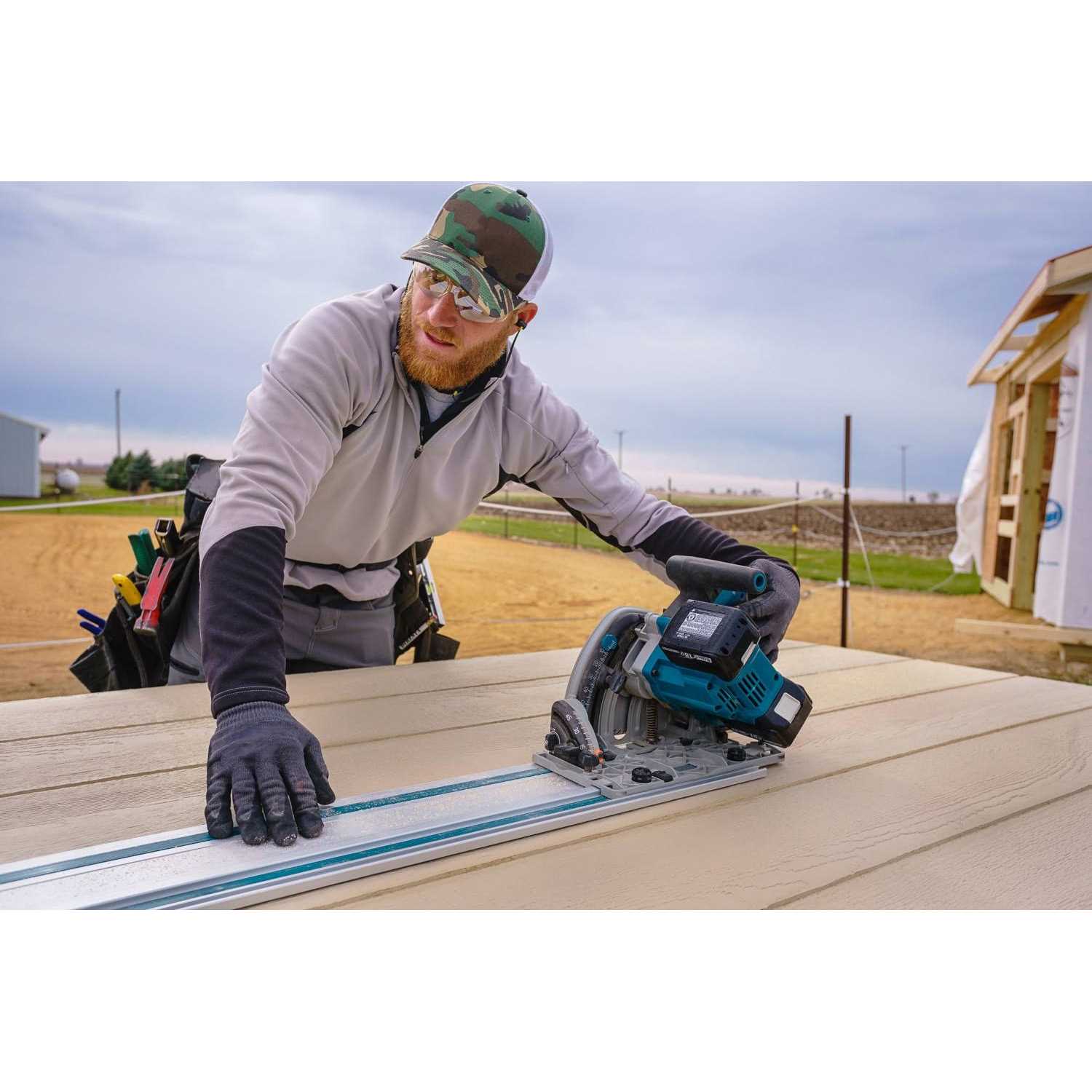 SmartSide 38 Series Primed Engineered Panel Siding 0.315-in x 48-in x 96-in Y540726
