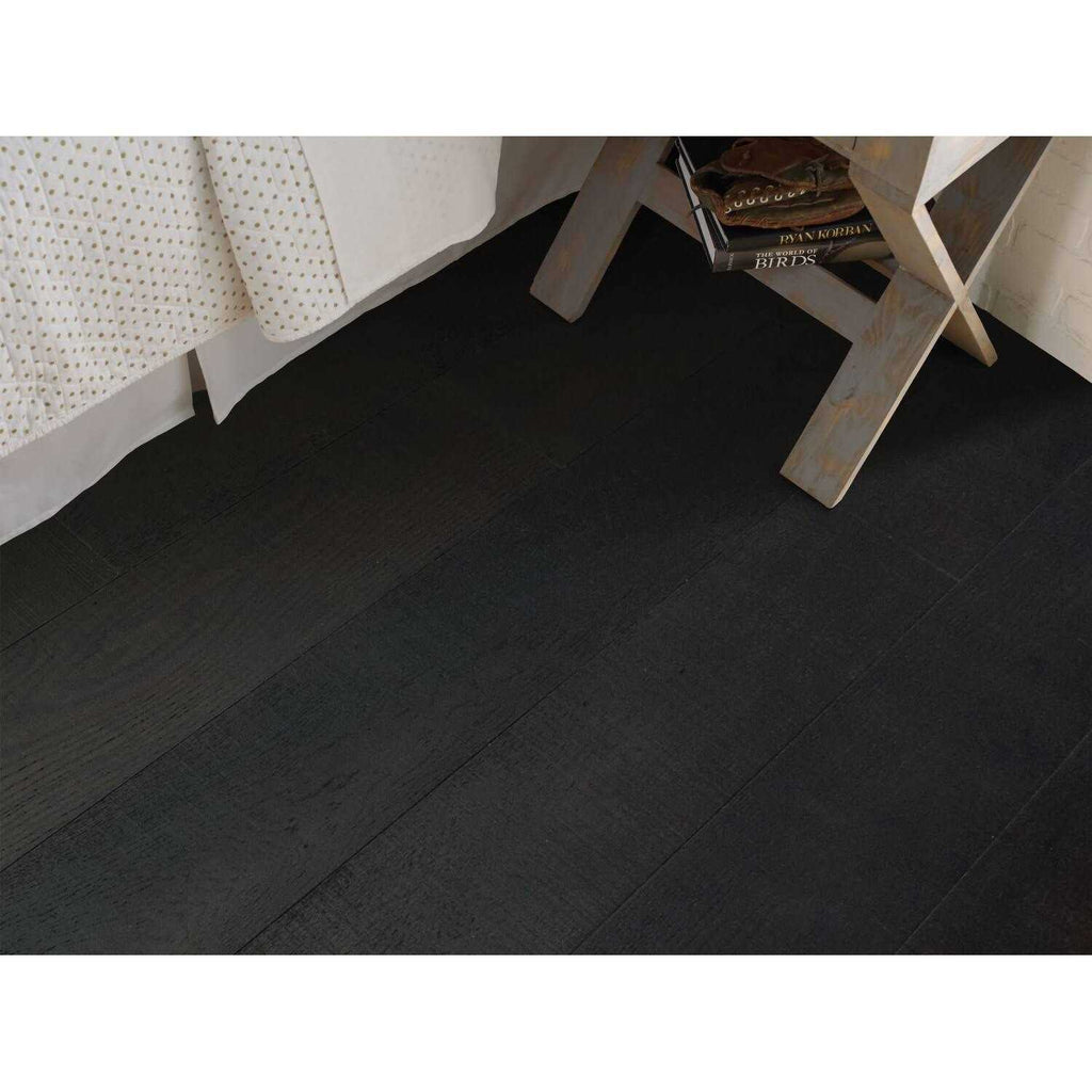 Shaw Exquisite 7-1/2 Wirebrushed Waterproof Engineered Hardwood D274