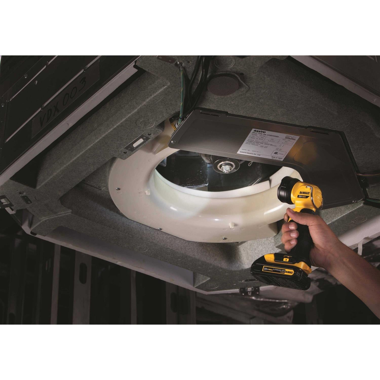 DeWalt DCL040 Cordless Work Light H943045