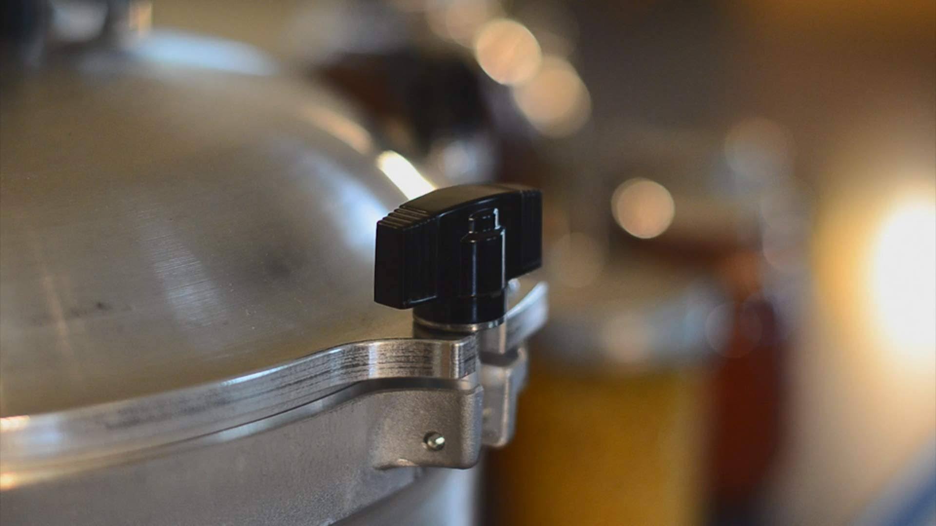 All American Canner Pressure Cooker 10.5 Qt S21748