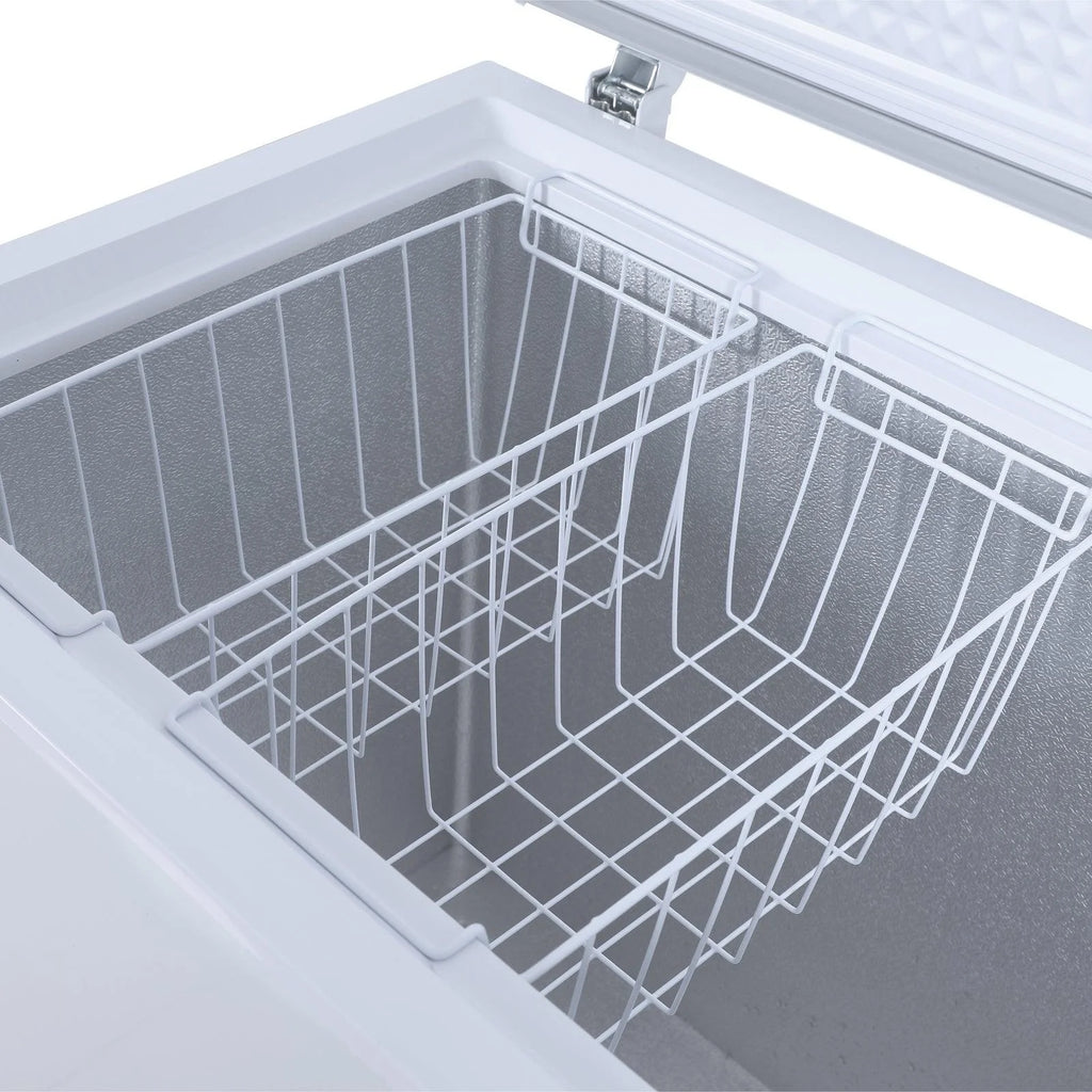 Avanti 10.0 cu. ft. Garage Ready Chest Freezer, White L2684