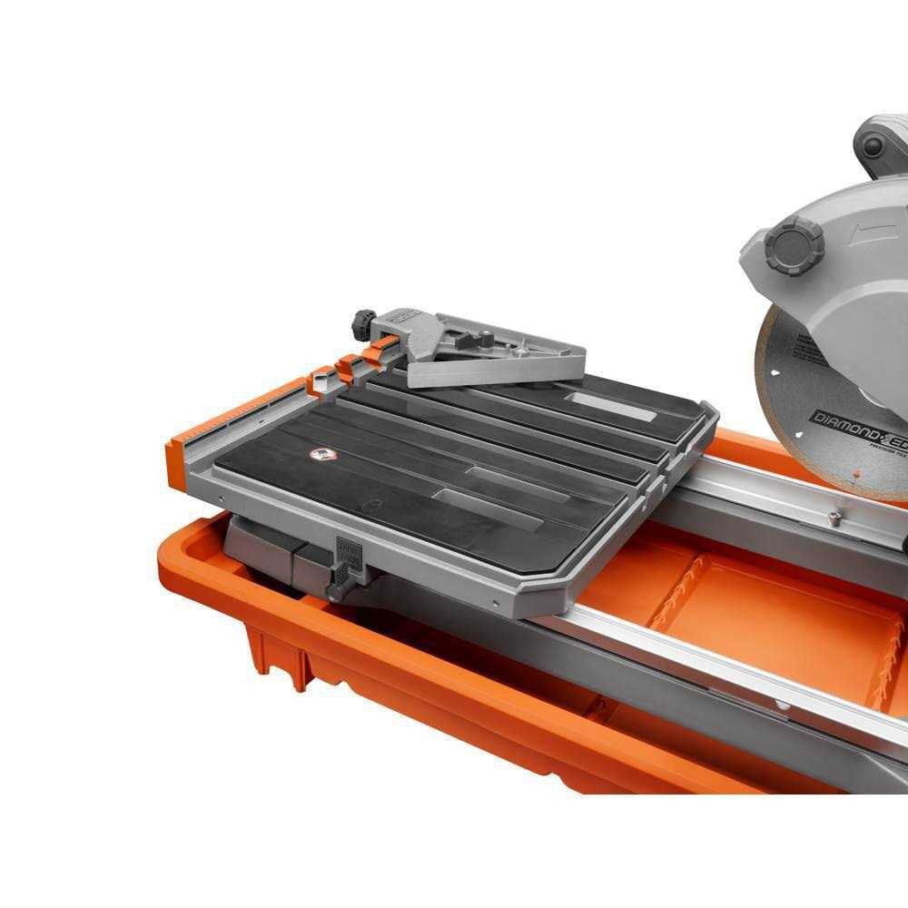 RIDGID R4041S 12 Amp Corded 8 in. Tile Saw G59084