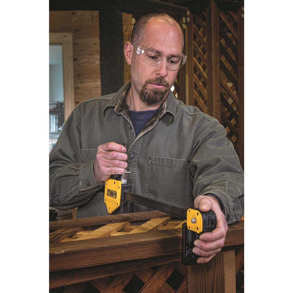 DEWALT 24" Extra Large Trigger Clamp DWHT83186 A724537