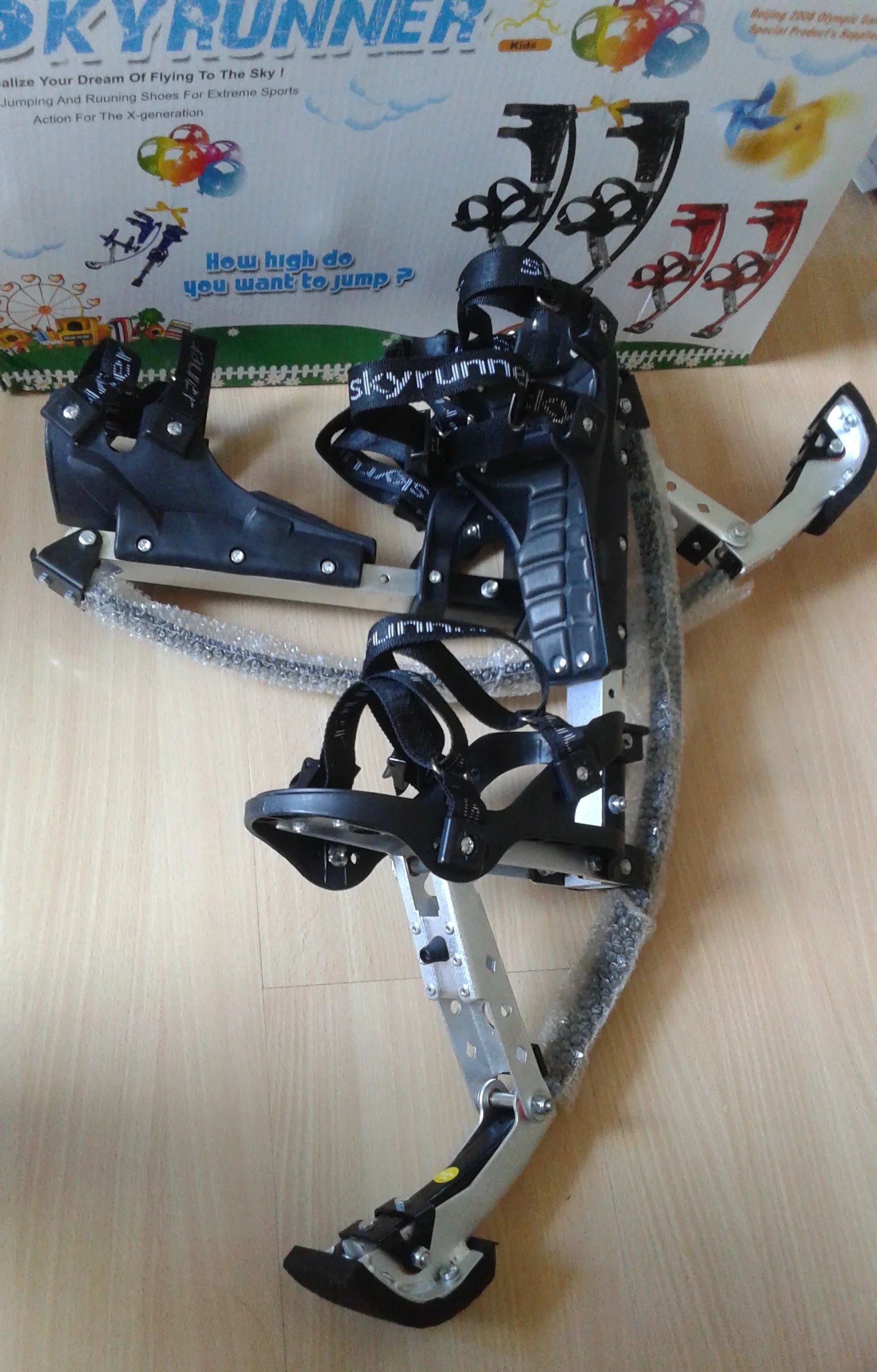 Kangaroo Shoes Jumping Stilts for Kids Youth (66-110lbs) Black G475