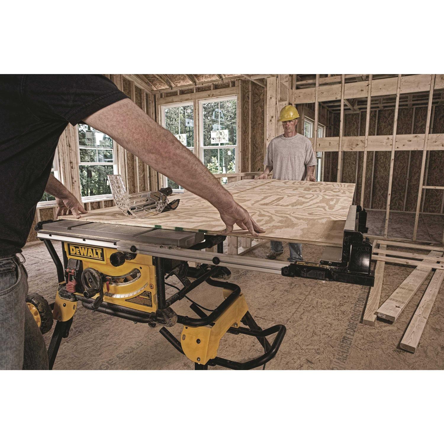 DeWalt DWE7491RS Table Saw Q63389