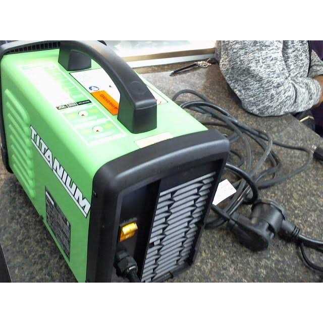 Titanium Stick 225 Inverter Welder with Electrode Holder K51797