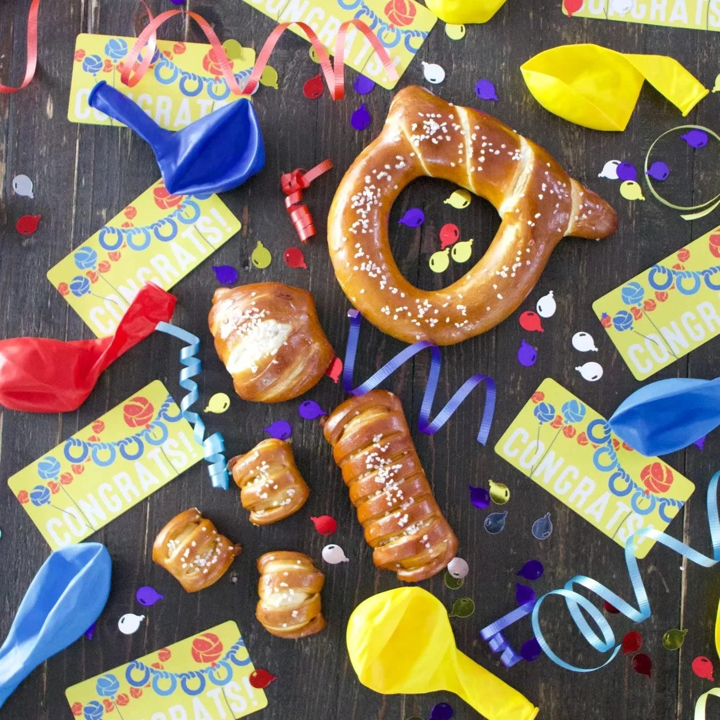 Gourmet Pretzel Gift Box with Sauce & Toppings Z12906