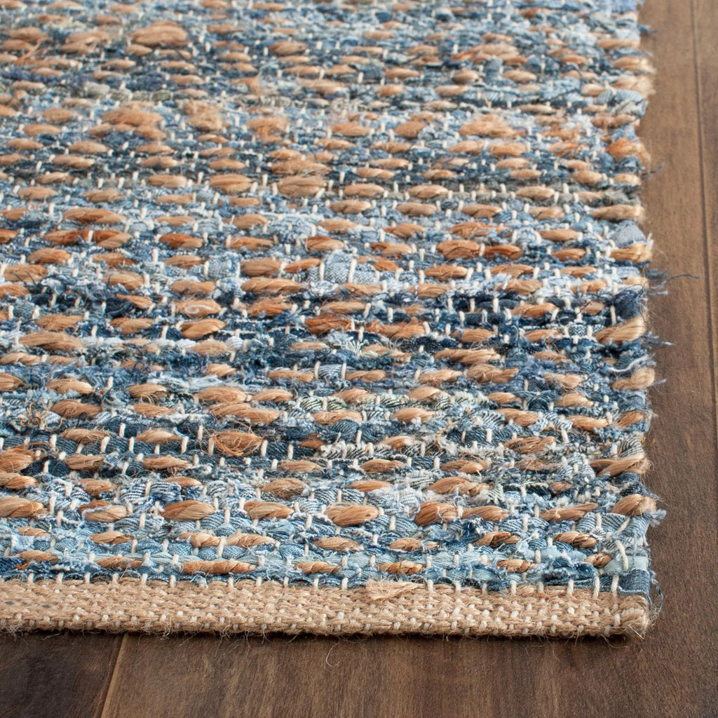 SAFAVIEH Cape Cod Leo Braided Striped Jute Area Rug, 4' x 6', Natural/Blue C930