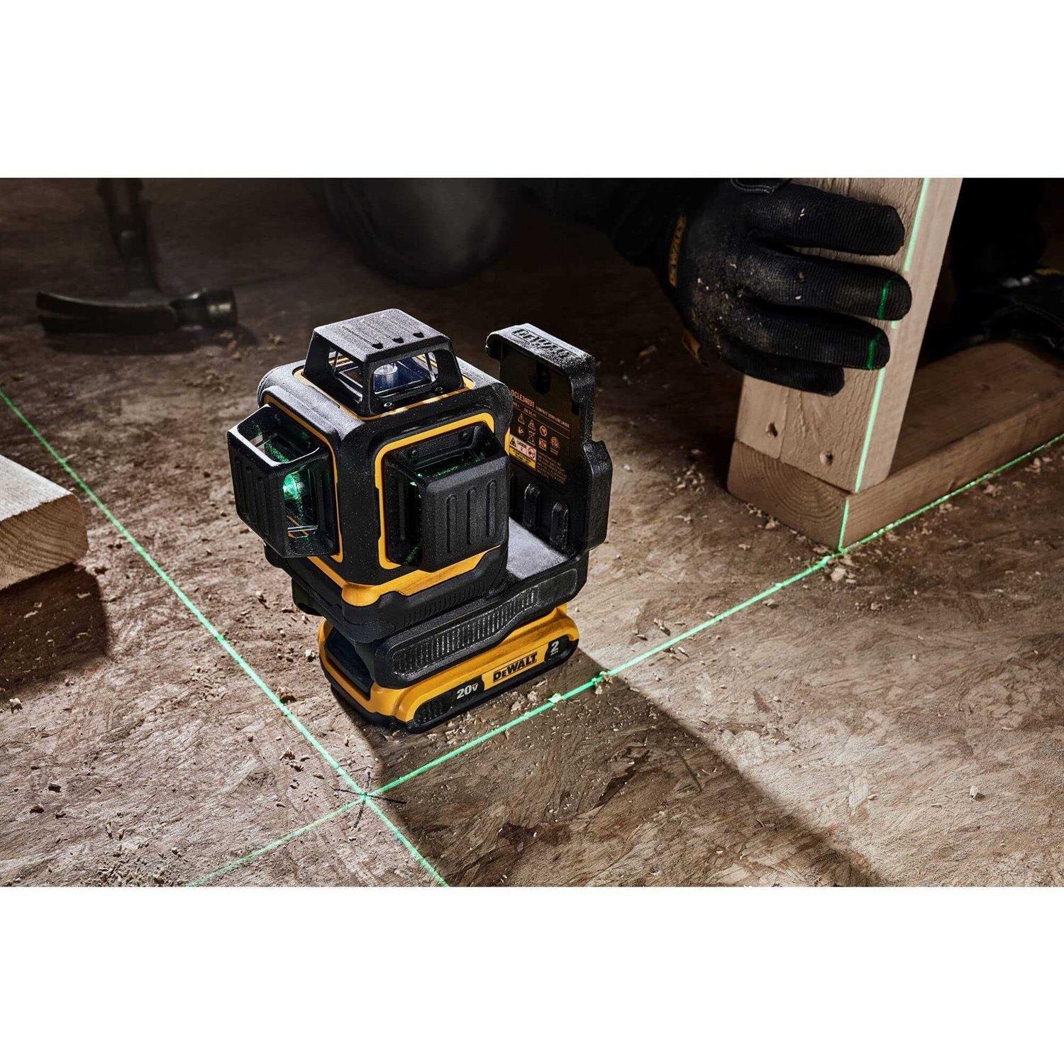 DEWALT DCLE34031B 20V 3x360 Green Line Laser I78521