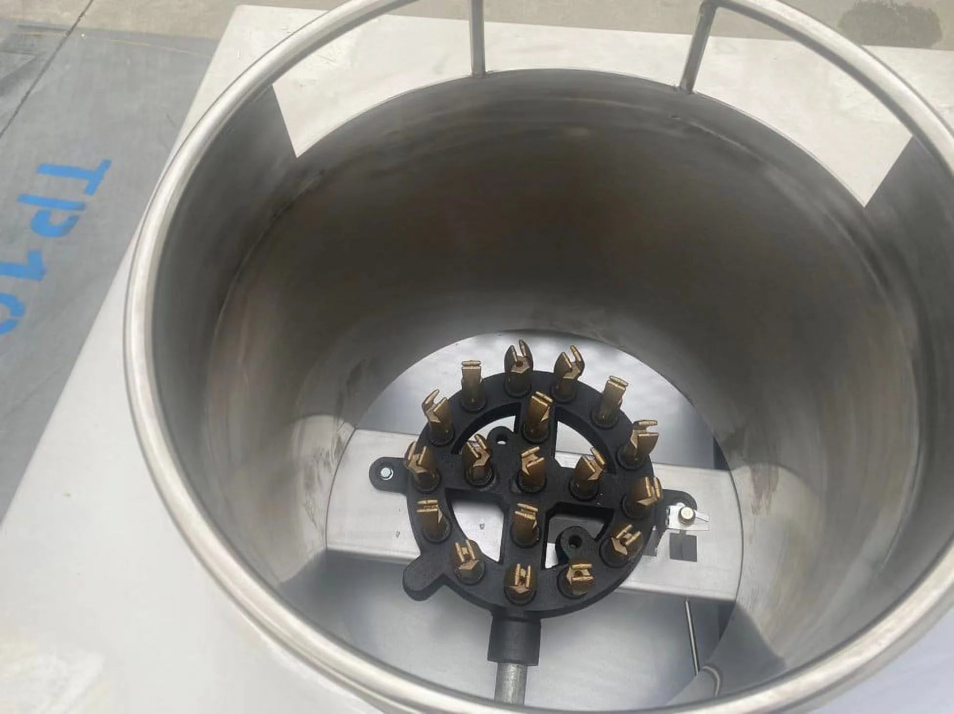 18in One Hole Chinese Wok Range Propane NSF E388