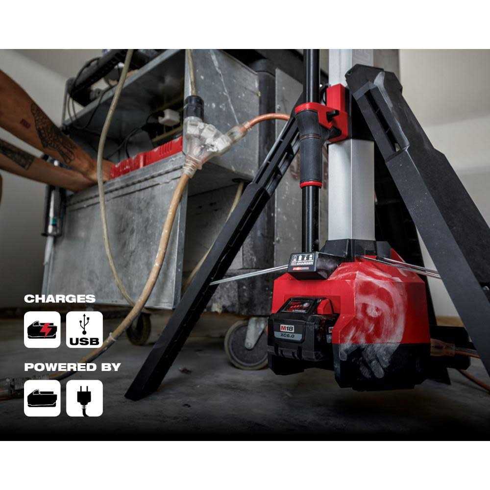Milwaukee M18 Rocket Tower Light/Charger W27601