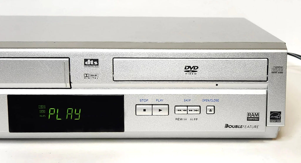 Panasonic PV-D4734S Progressive Scan DVD/VCR Combo J84961