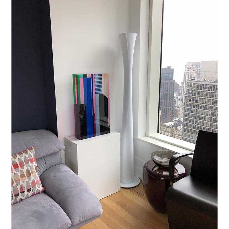 White Pedestal Laminate Y986312